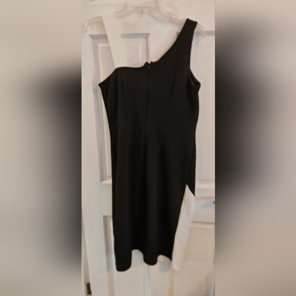 Joanna Hope Elegant Black Midi Dress